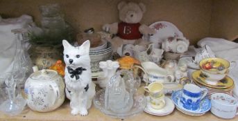 A Richmond pattern part tea set together with assorted cups and saucers, pottery cat, glasswares,