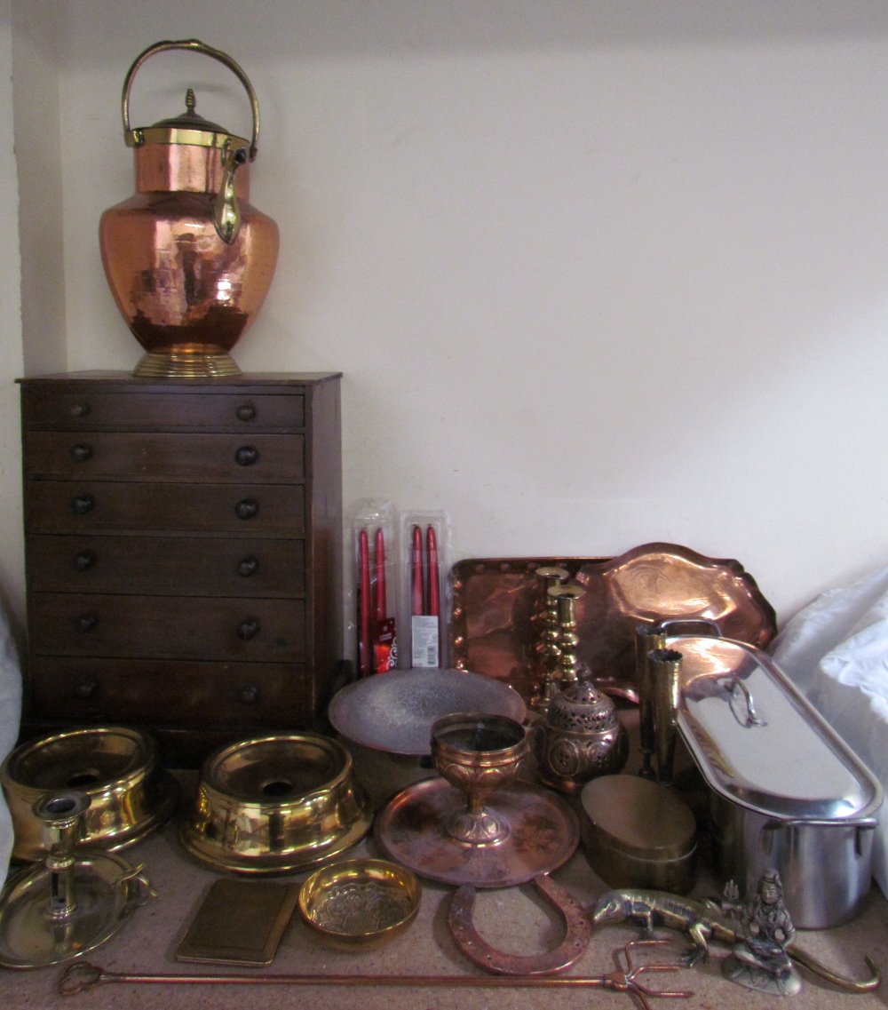 Brass spittoons together with a large copper kettle, a table top collectors cabinet, copper trays,