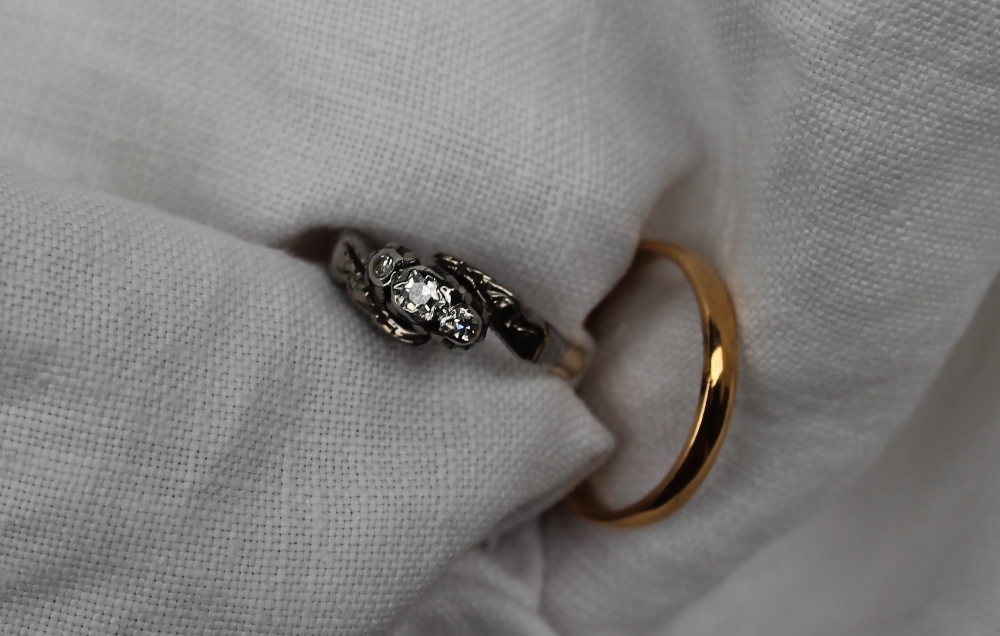 A 22ct gold wedding band, - Image 2 of 4