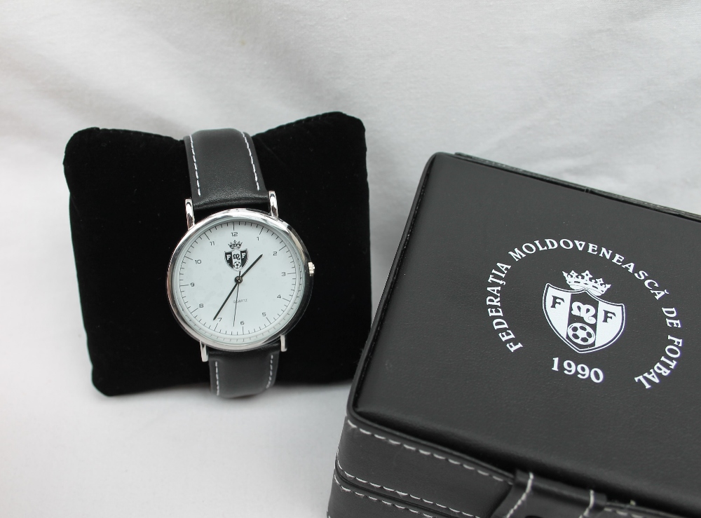 A Gentleman's stainless steel wristwatch, - Image 2 of 4