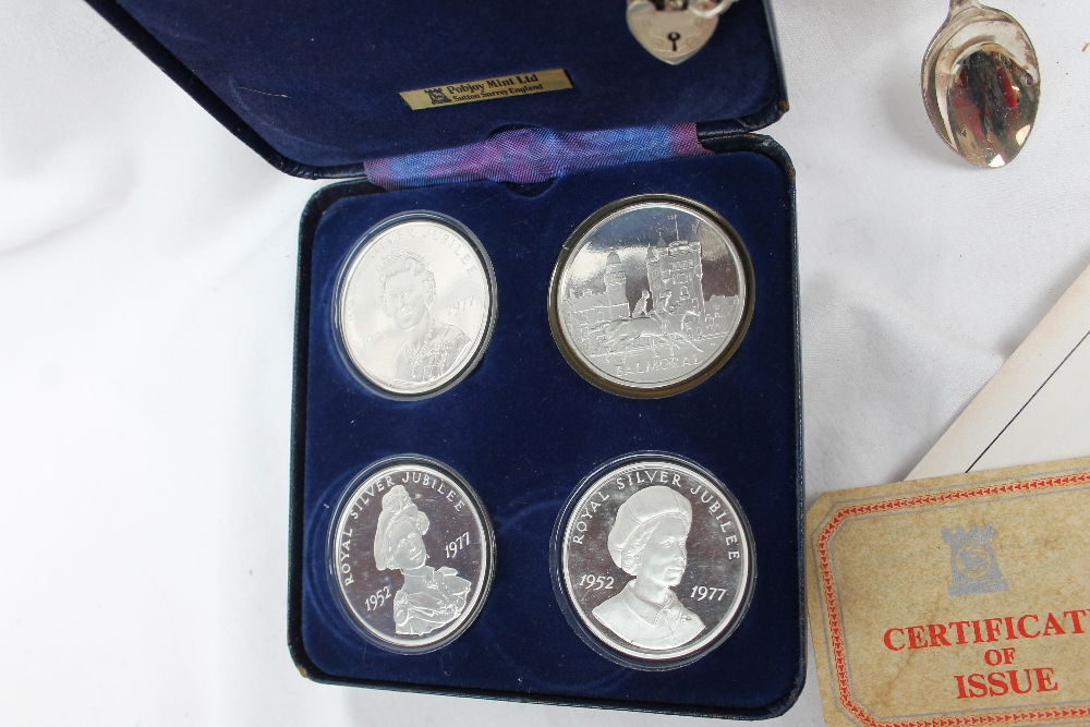 H.M. The Queen's Official Birthday Ingot, No. - Image 3 of 5