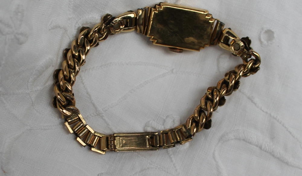 A Lady's 18ct yellow gold wristwatch, - Image 5 of 5