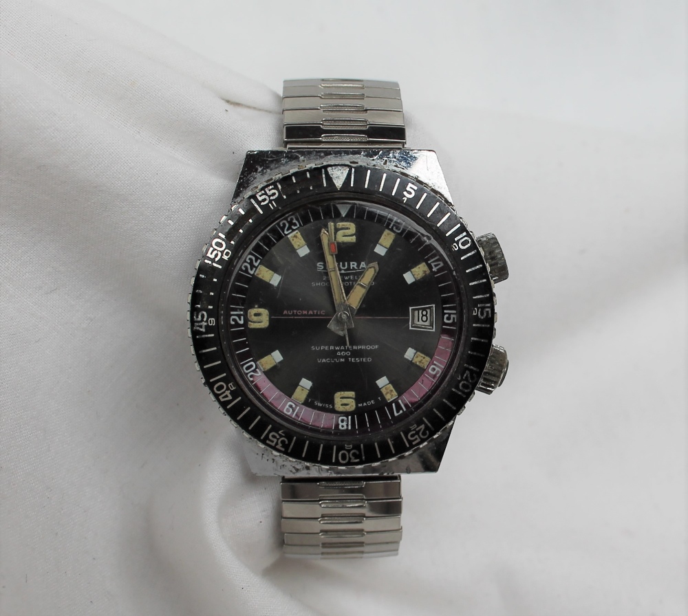 A Gentleman's stainless steel Sicura wristwatch,