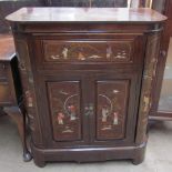 A Chinoiserie decorated bar,