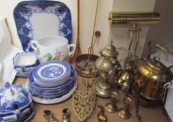 A flo blue part dinner set together with brass wares,