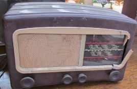 A Cossor bakelite radio