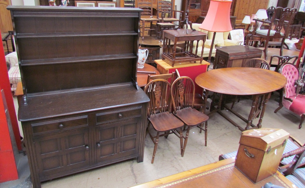 A 20th century oak dresser together with an oak gateleg dining table and four wheel back chairs - Image 2 of 2