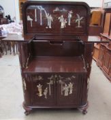 A Chinoiserie decorated bar,