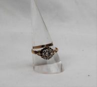 A late Victorian 18ct yellow gold diamond cluster ring, set with old round cut diamonds, Birmingham,
