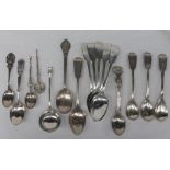 A set of five George II silver fiddle pattern tea spoons, Edinburgh, 1759,