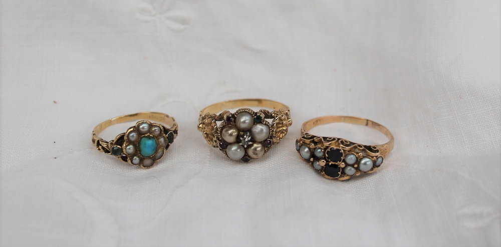 A pearl and turquoise set ring, - Image 2 of 5