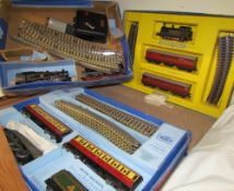 A Hornby Dublo Set 2009 0-6-0 Tank Passenger Set,