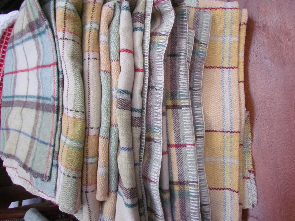 A welsh blanket together with a collection of blankets etc - Image 3 of 3