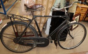 A Gentleman's Raleigh bike
