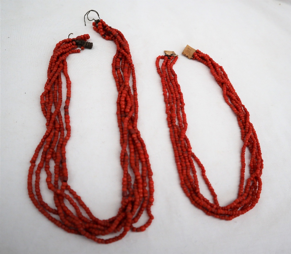 A five strand coral necklace, - Image 2 of 4