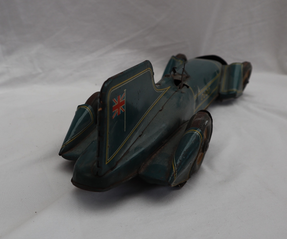 A tin-plate clockwork toy of Captain Malcolm Campbell's 'Blue Bird' Land Speed Record car by - Bild 9 aus 10