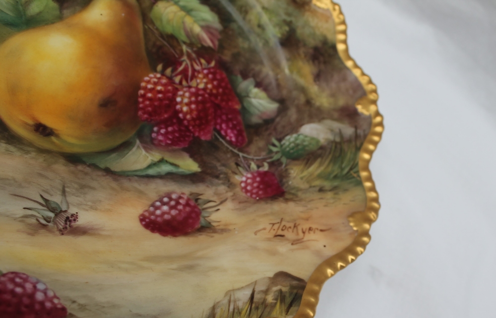 A Royal Worcester porcelain cabinet plate, - Image 3 of 4