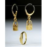 Roman Gold Ring and Pair of Gold Earrings - 10.1 g