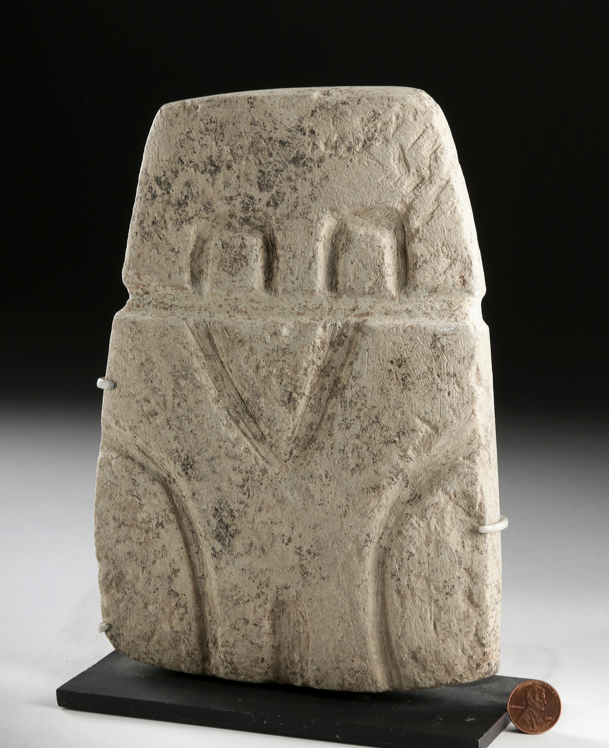 Fine Valdivian Limestone Owl Plaque - Image 2 of 4