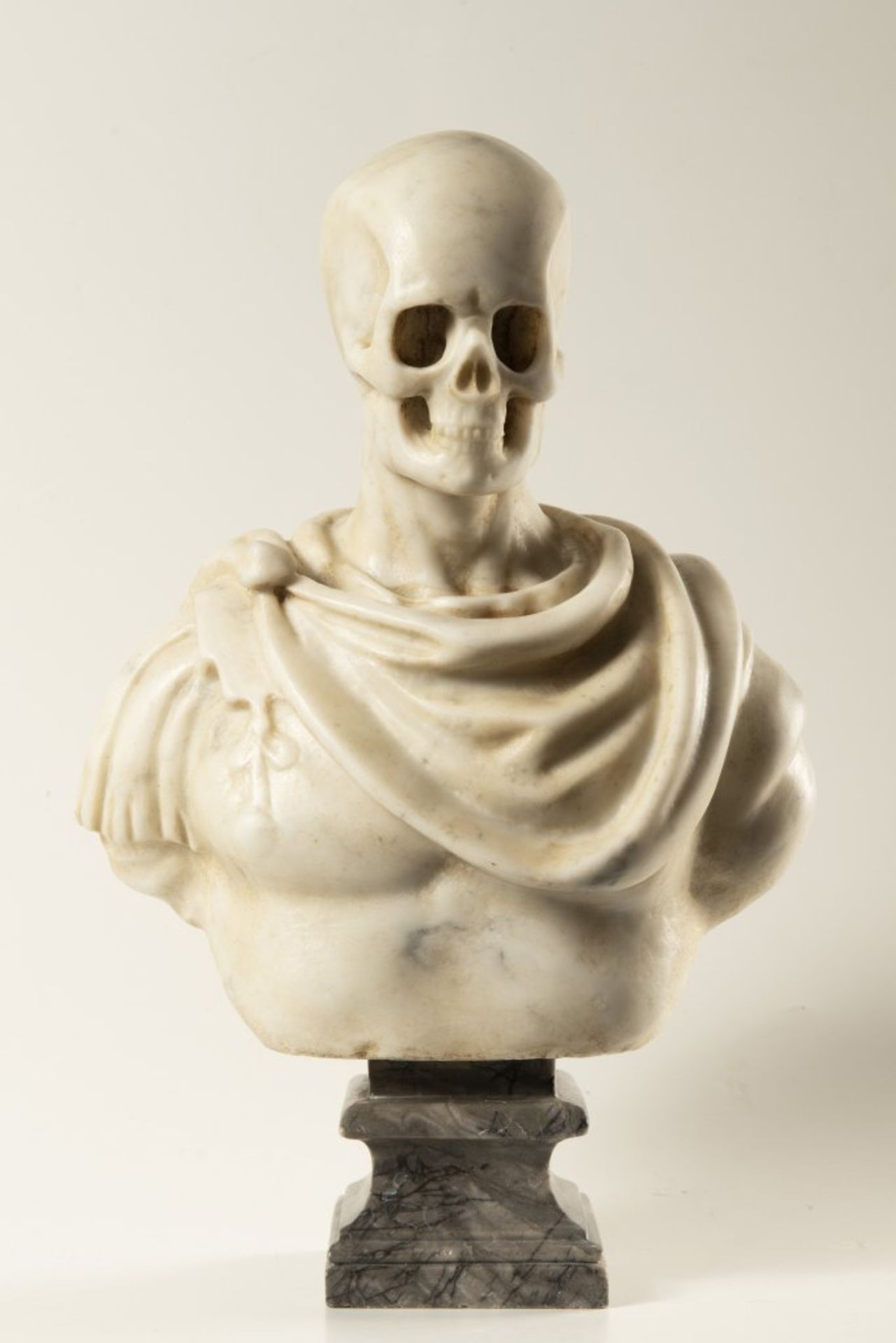 A MEMENTO MORI 19th century Italy Marble 38 cm This rare white Carrara marble bust presents an