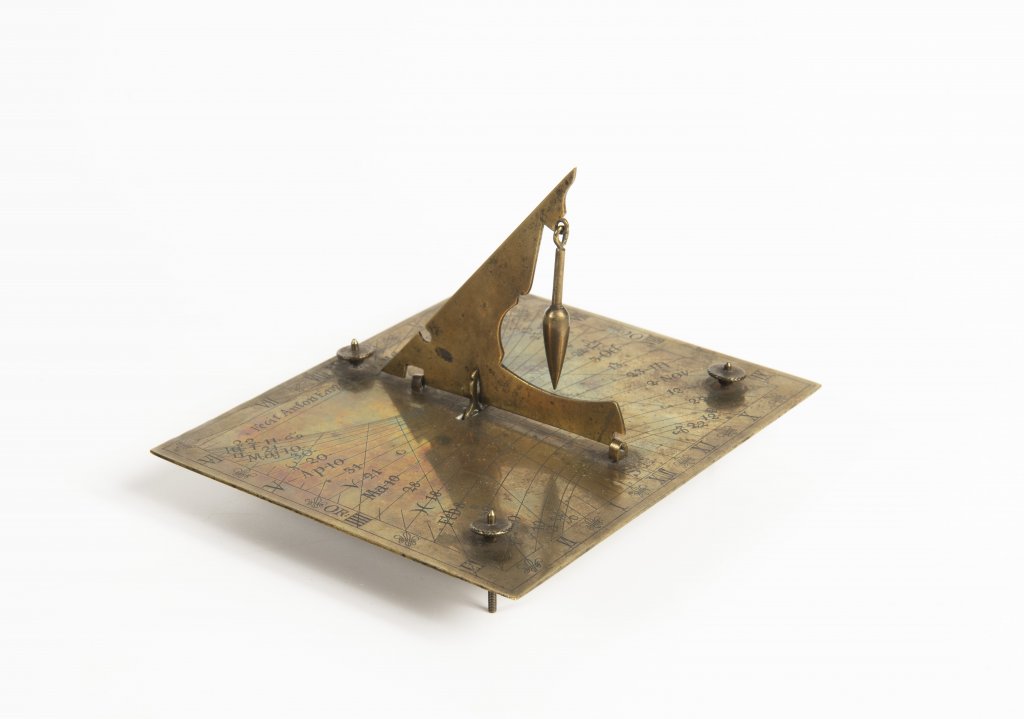 ANTON ENGELBRECHT 1780 - 1831: A SUNDIAL 1829 Bohemia Mìlník Brass 9 x 13 x 10 cm This engraved