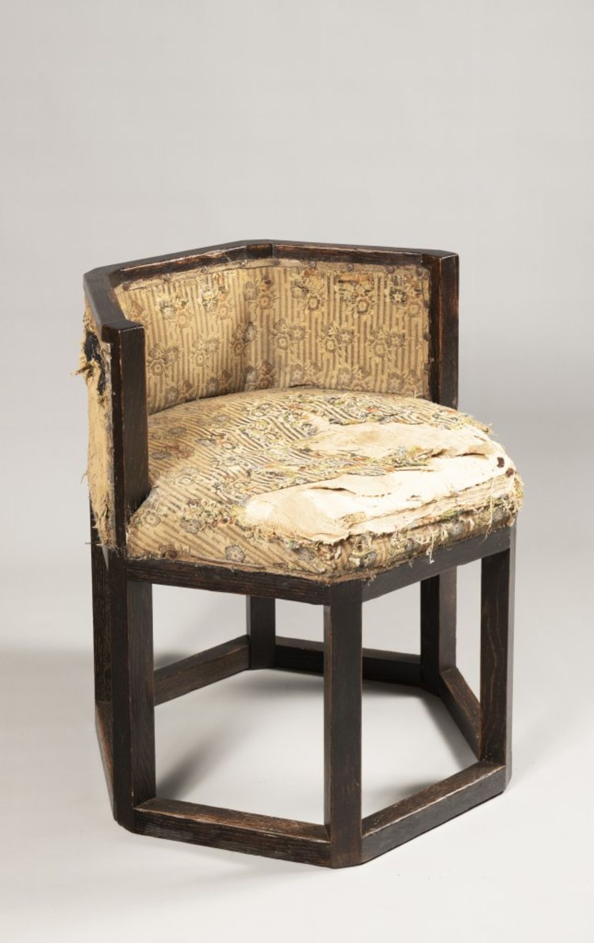 JOSEF HOFFMANN (attributed) 1870 - 1956: A FURNITURE GROUP 1905 - 1910 Pine and blackened oak with - Bild 8 aus 8