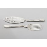 A PAIR OF ENGLISH SILVER FISH SERVERS, LONDON 1802 (SLICE), LONDON 1893 (FORK),PETER, ANN &