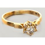 AN 18ct YELLOW GOLD AND DIAMOND SOLITAIRE RING, diamond of approximately 0.30ct, claw-set