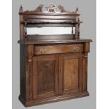 AN EDWARDIAN MULTI-WOOD CHIFFONIER, the upper section with a broken arch carved pediment above a