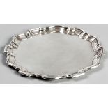 A 20TH CENTURY SILVER SALVER, SHEFFIELD 1964, E.V., of circular-form, piecrust border and plain