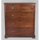 AN EDWARDIAN MAHOGANY CHEST OF DRAWERS, the rectangular top aboe two short and three long drawers