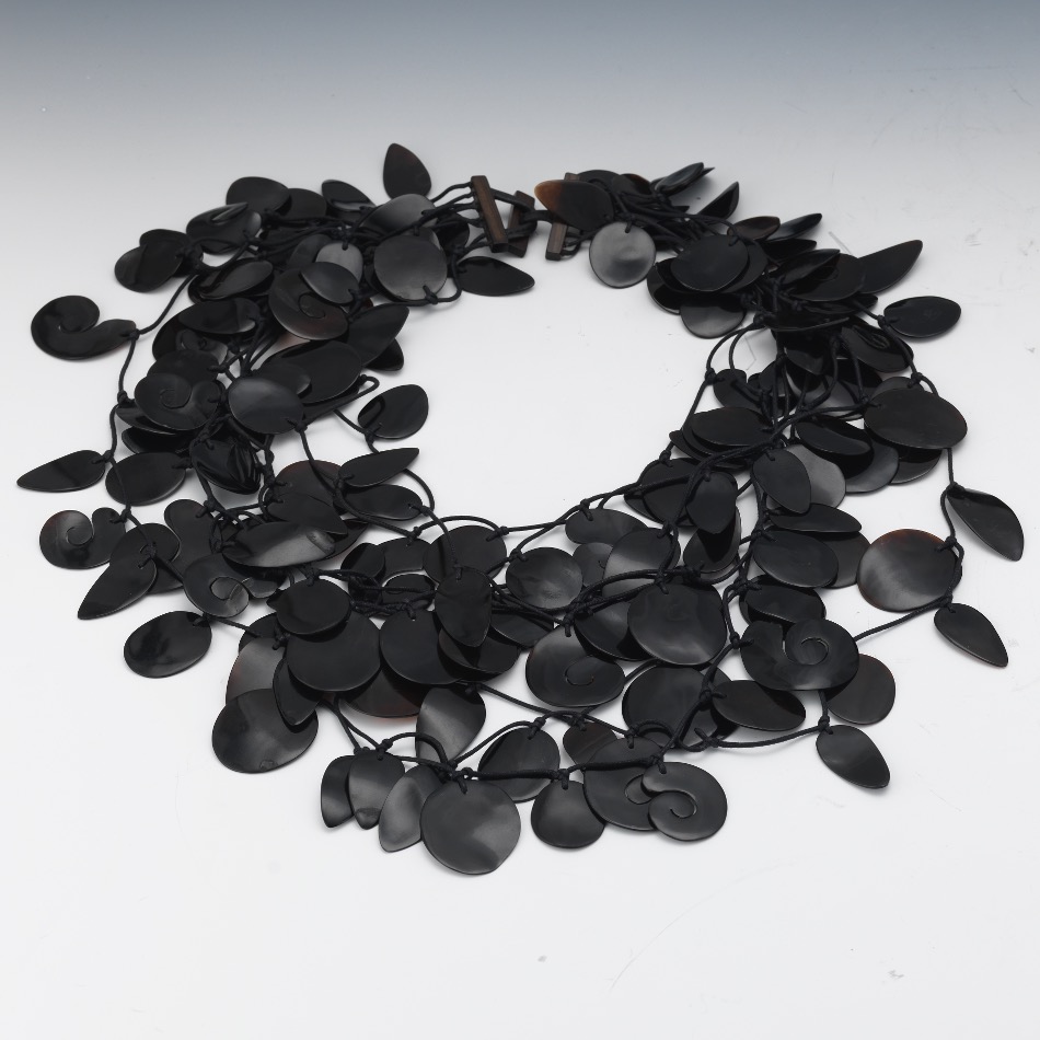 Gerda Lynggaard Bakelite Necklace - Image 3 of 6