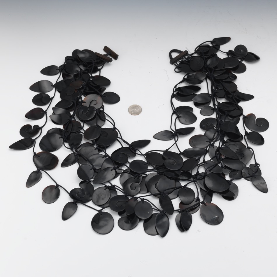 Gerda Lynggaard Bakelite Necklace - Image 2 of 6