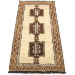 Fine Semi-Antique Hand Knotted Qashghai Shiraz Carpet