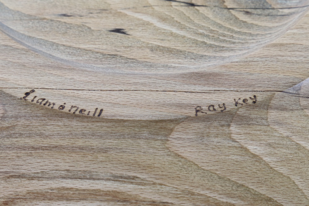 Liam O'Neill (Ireland) spalted beech platter 7x49cm. Signed - Image 4 of 4