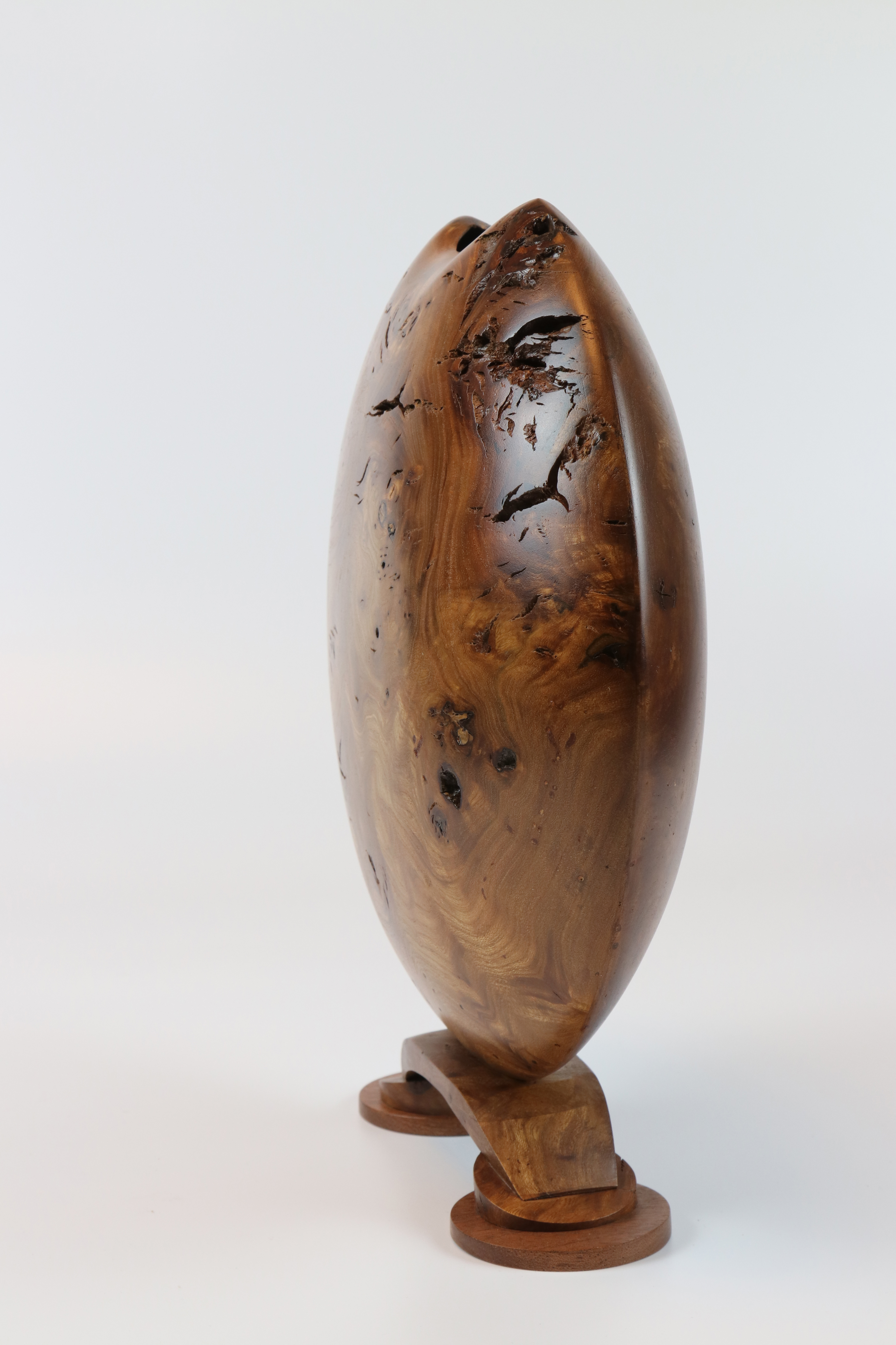 Kevin Hutson (UK) burr elm hollow form 30x26cm. Signed - Image 3 of 4