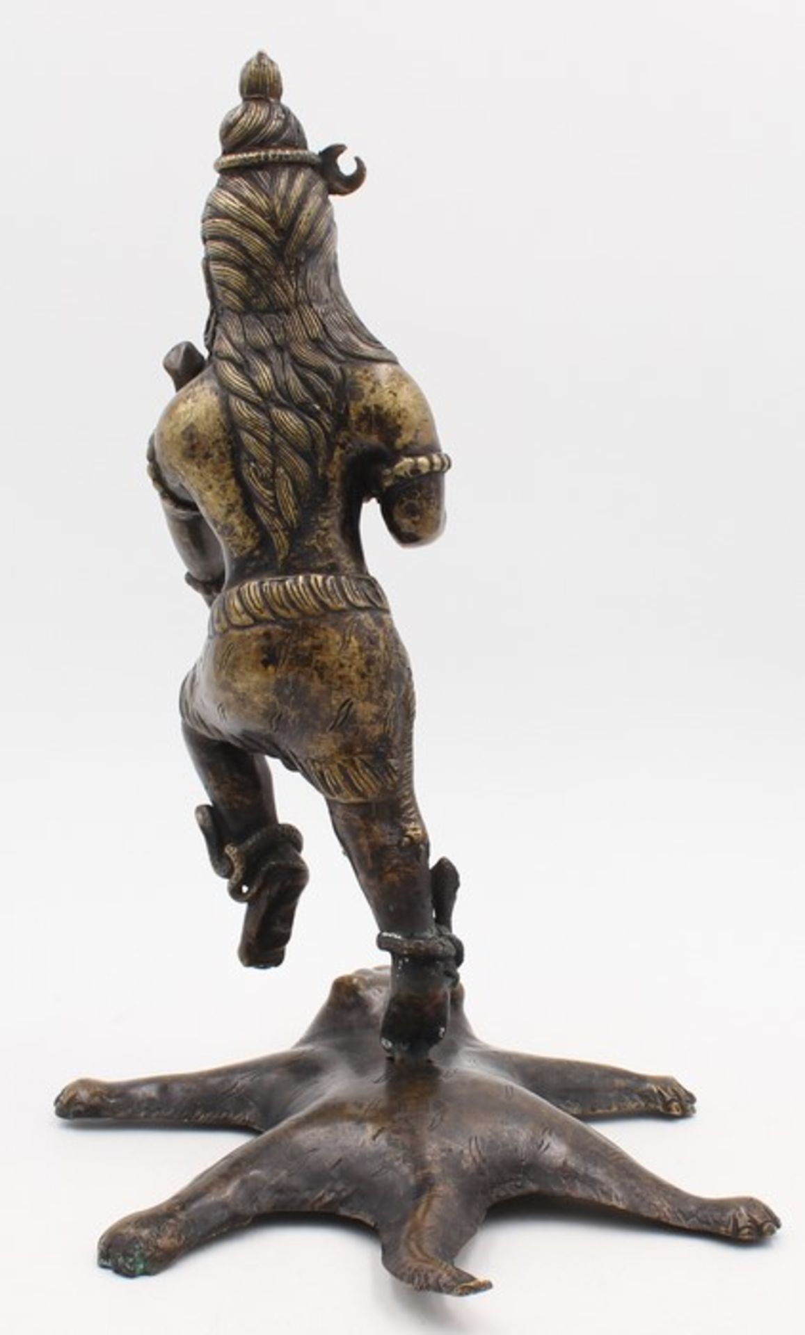 Figur - Hinduismus20.Jh., Bronze, patiniert, vollplastische Figur v. auf dem Tigerfell tanzenden - Bild 3 aus 4