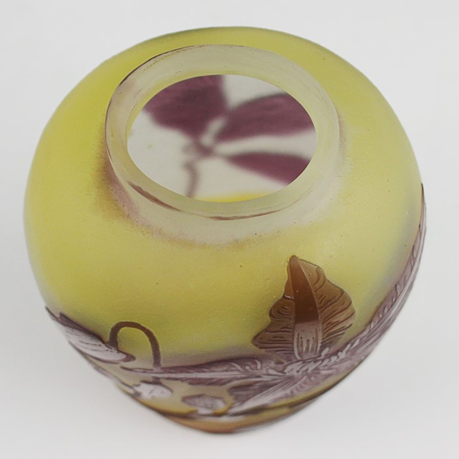 Gallé - Vase1920, Jugendstil, Emile Gallé, Frankreich, farbloses Glas, runder Stand, ovoider, leicht - Bild 6 aus 6