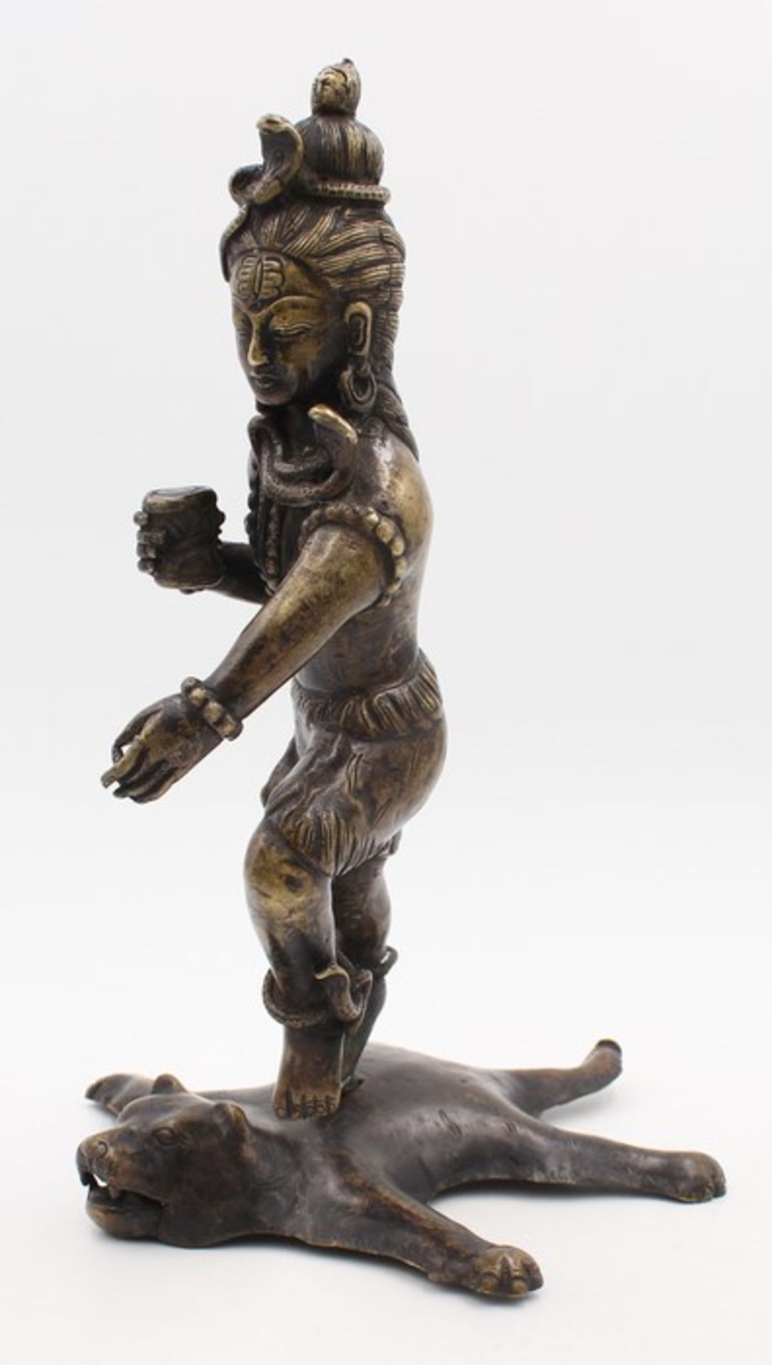 Figur - Hinduismus20.Jh., Bronze, patiniert, vollplastische Figur v. auf dem Tigerfell tanzenden - Bild 2 aus 4