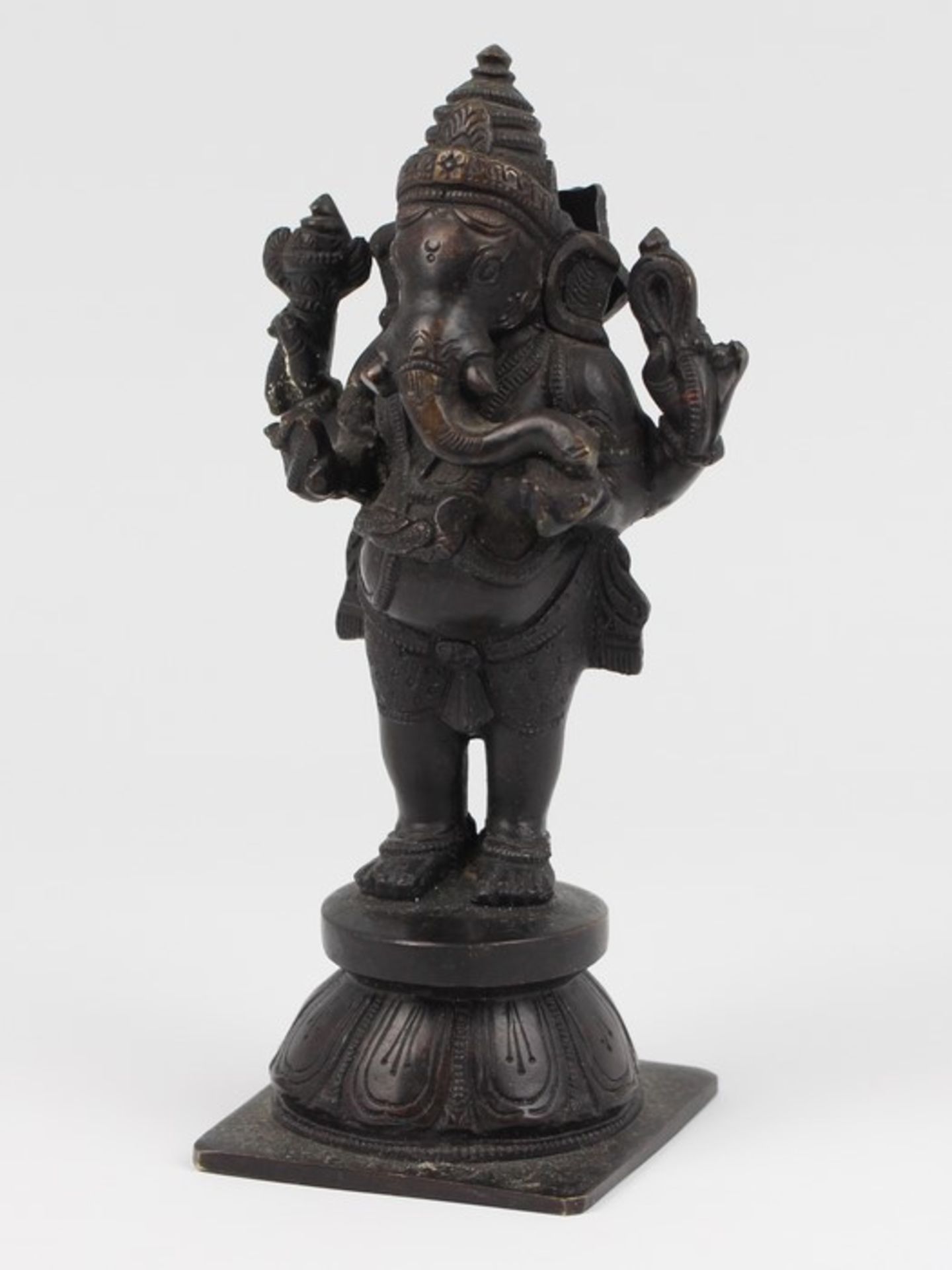 Figur - Indien20.Jh., Bronze, schwarz patiniert, vollplastische Figur d. Gottheit - Ganesha, m.