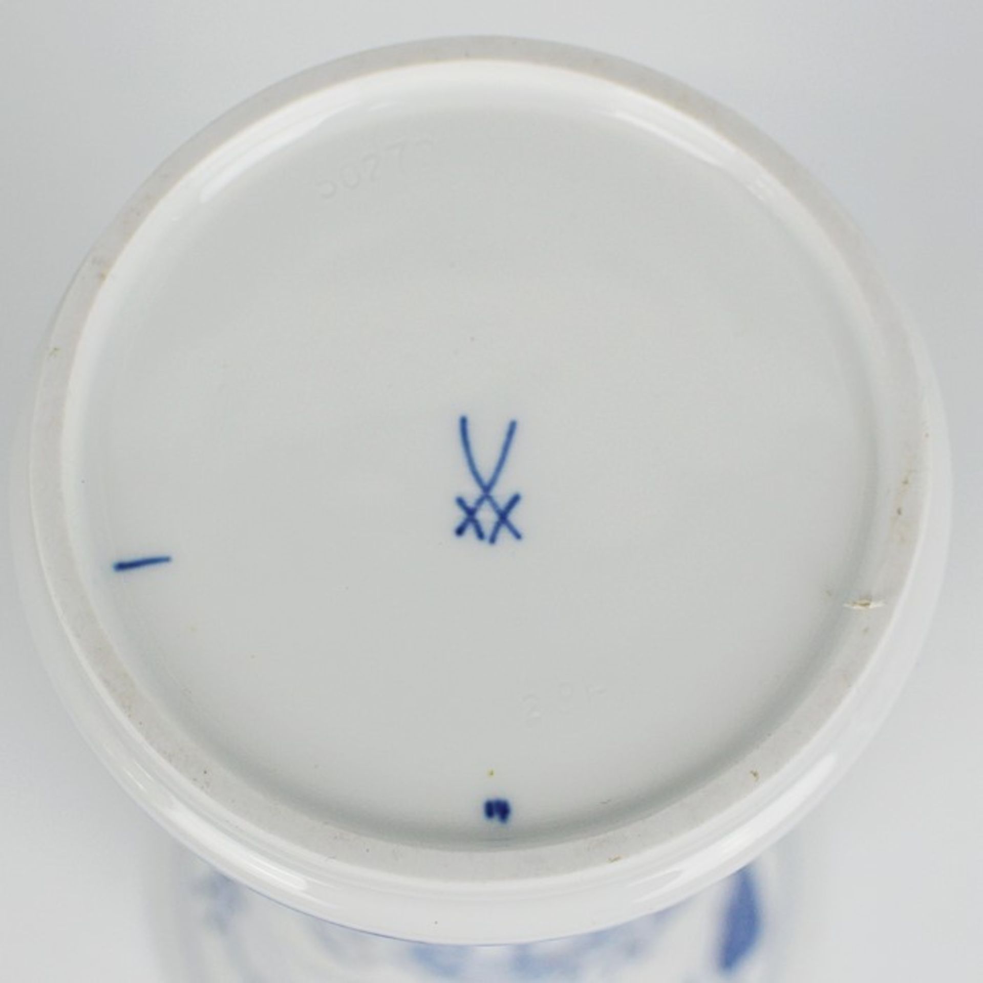 Meissen - Vase2. H. 20. Jh., blaue Zeptermarke, 2. Wahl, Modellnr. 50272, Dekor "blaues - Bild 2 aus 2