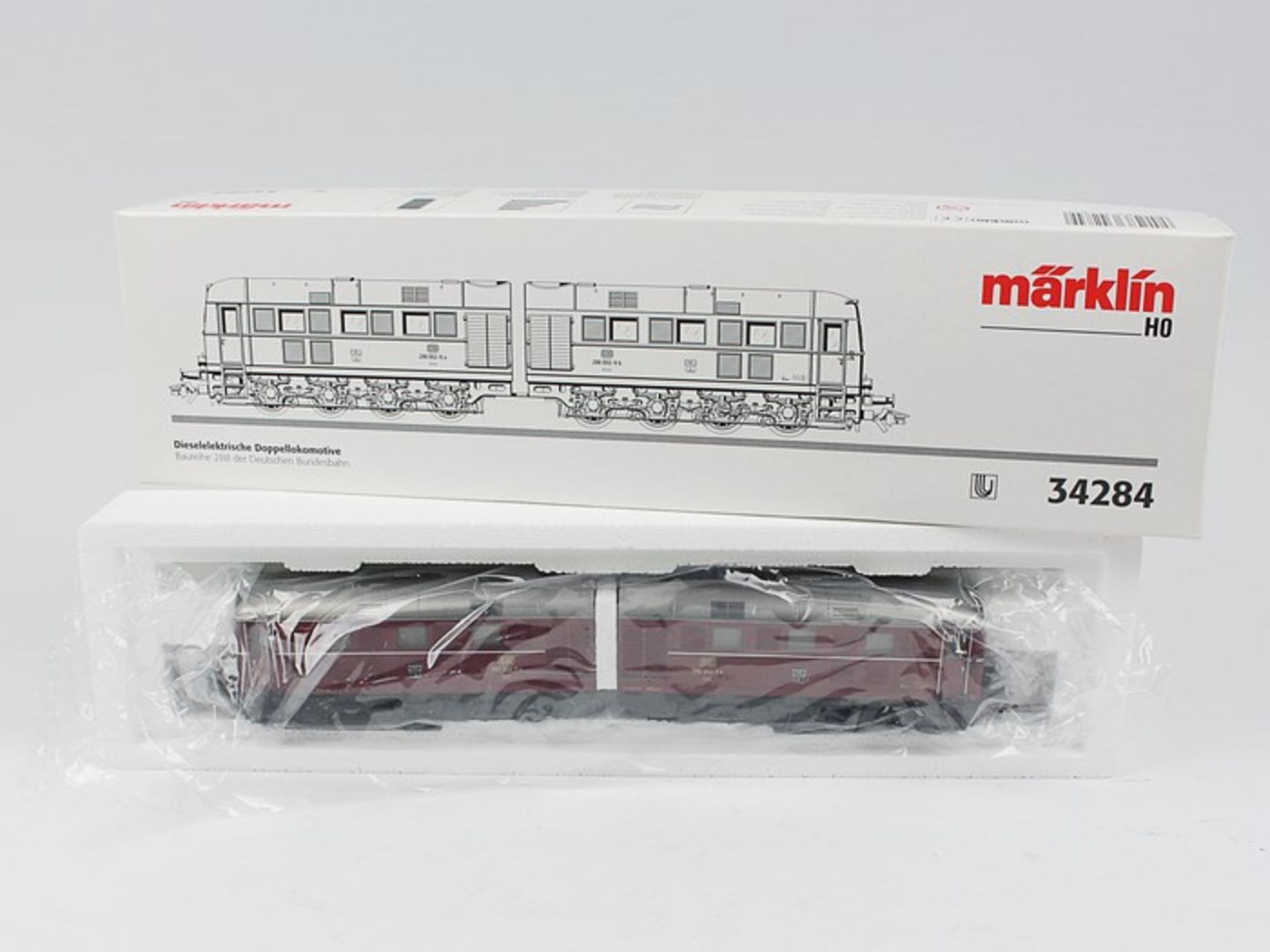 Märklin - EisenbahnDieselelektrische Doppellokomotive 34284, BR 288 002-9a DB, Bello, rot,