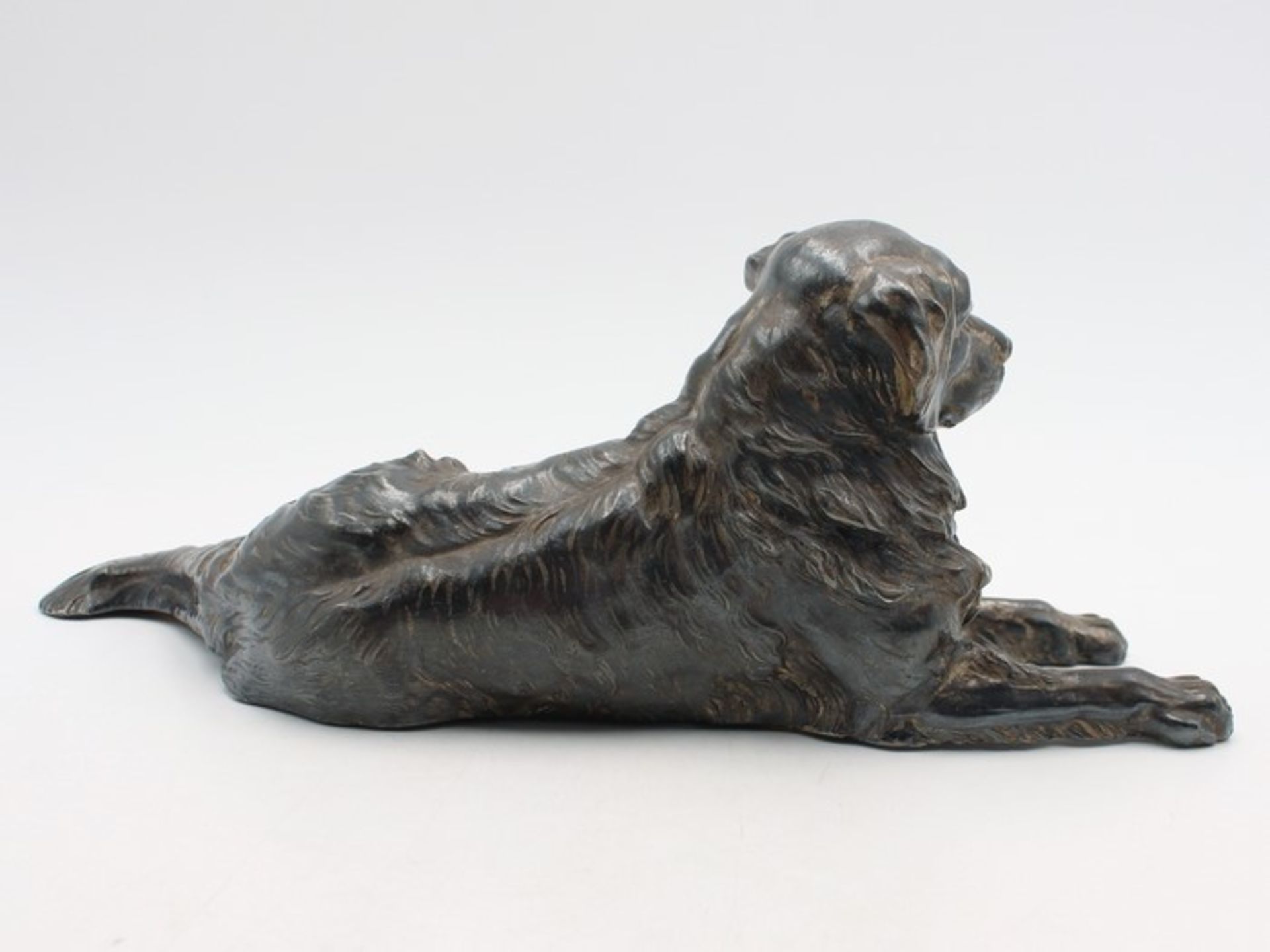 TierplastikMetall, versi., vollplastische Figur eines liegenden Berner Sennenhundes, naturalistische - Bild 2 aus 3