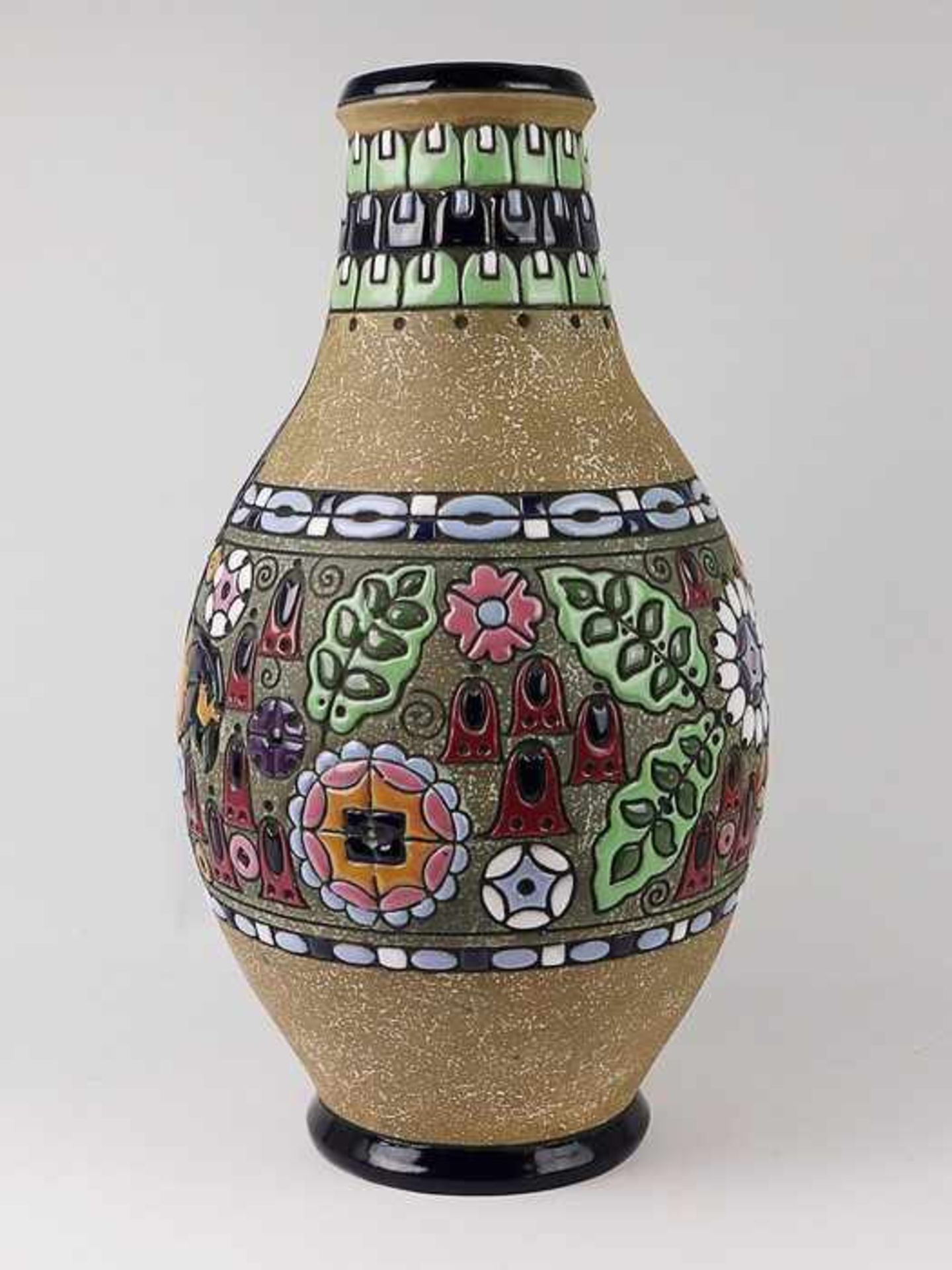 Amphora - VaseAustria, Wien, Stempelmarke, Modell-Nr. 15083 43, heller Scherben, Bodenvase, - Bild 6 aus 8