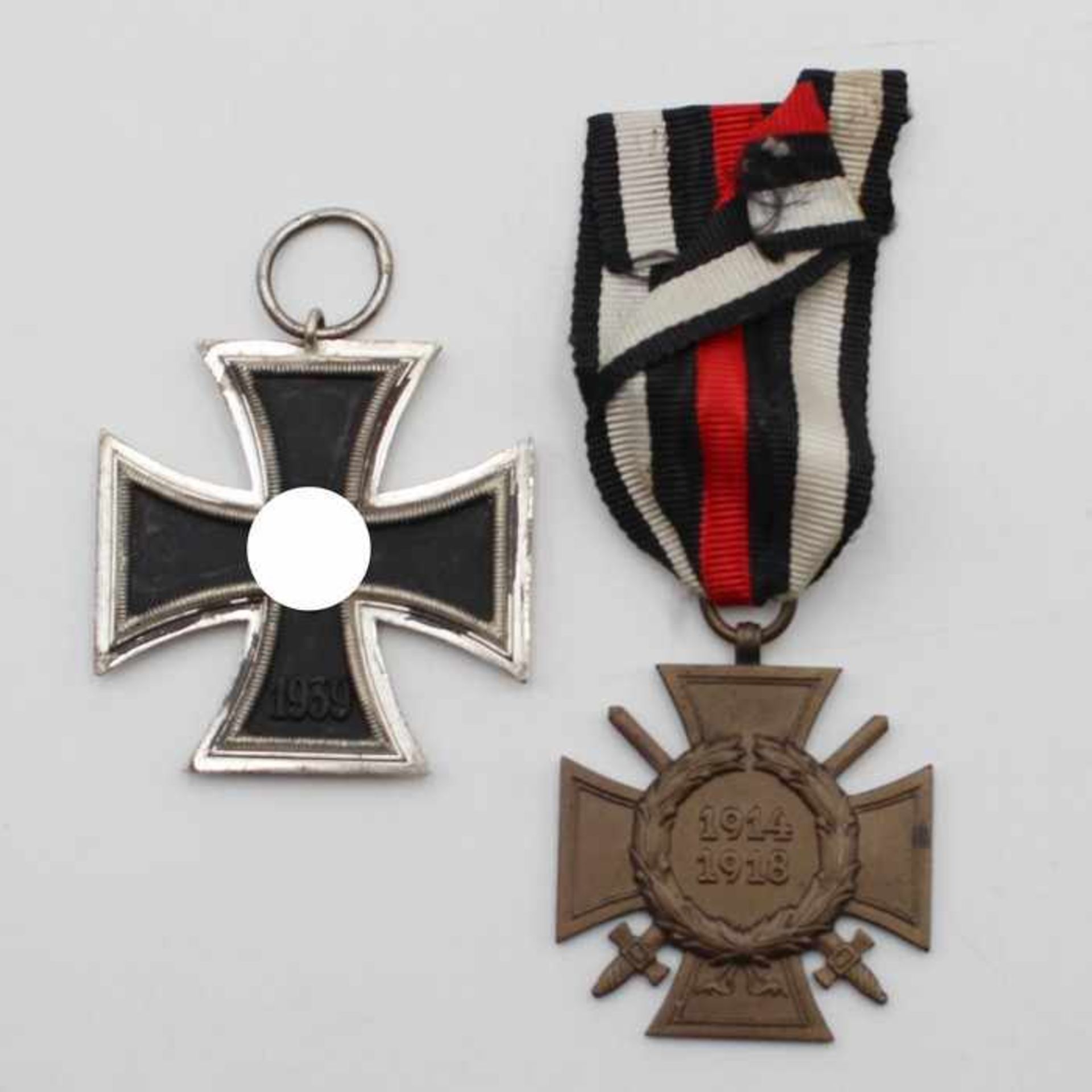 Abzeichen - 3.Reich2 St., 1x Eisernes Kreuz 2. Klasse, m. Swastika, 1813/1939, 1x - Bild 2 aus 2