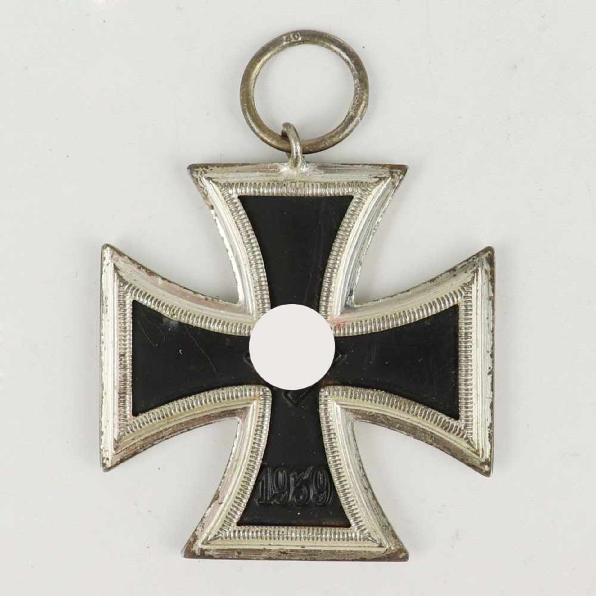 Abzeichen - 2.WKEisernes Kreuz 2. Klasse, m. Swastika, 1813/1939, getragen - Bild 2 aus 2