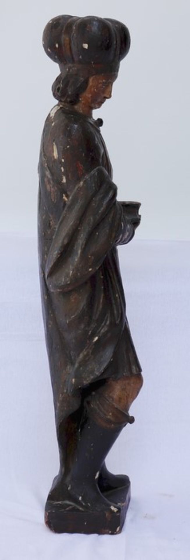 Holzfigur18.Jh., süddeutsch, vollplastische Holzschnitzerei, polychrom gefasst, Hl. Apostel - Bild 2 aus 8