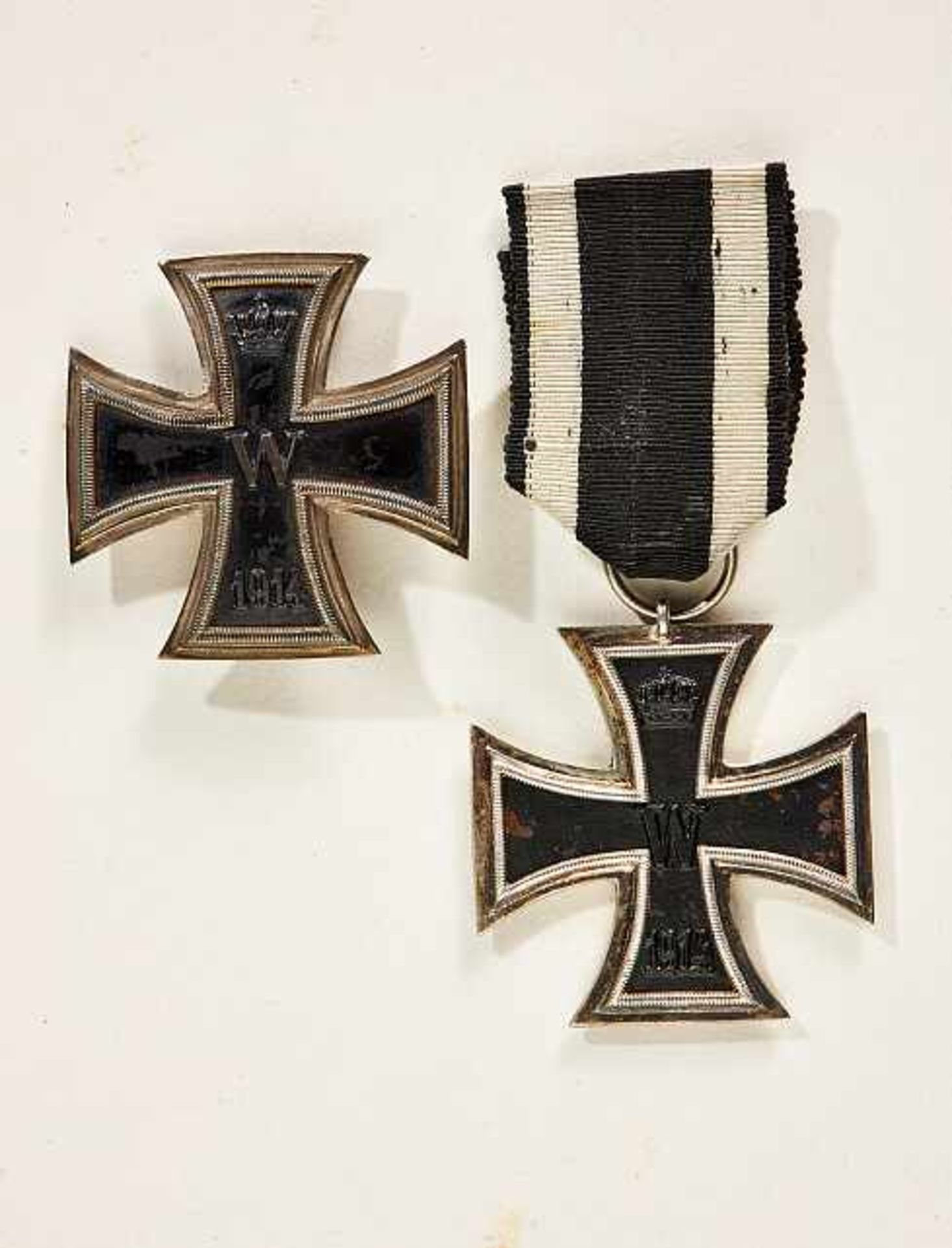 1.Weltkrieg : 1914 Iron Cross 1st Class.Marked "800" and maker mark. Vaulted magnetic core and