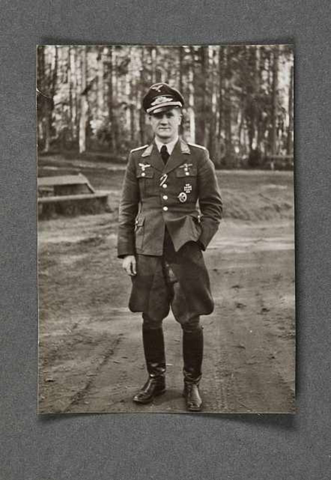 Deutsches Reich 1933 - 1945 - General Awards - Deutsches Kreuz : Document Grouping to Captain - Bild 2 aus 5