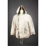 Deutsches Reich 1933 - 1945 - Heer - Uniformen : Reversible Winter Parka.Parka shows heavy wear